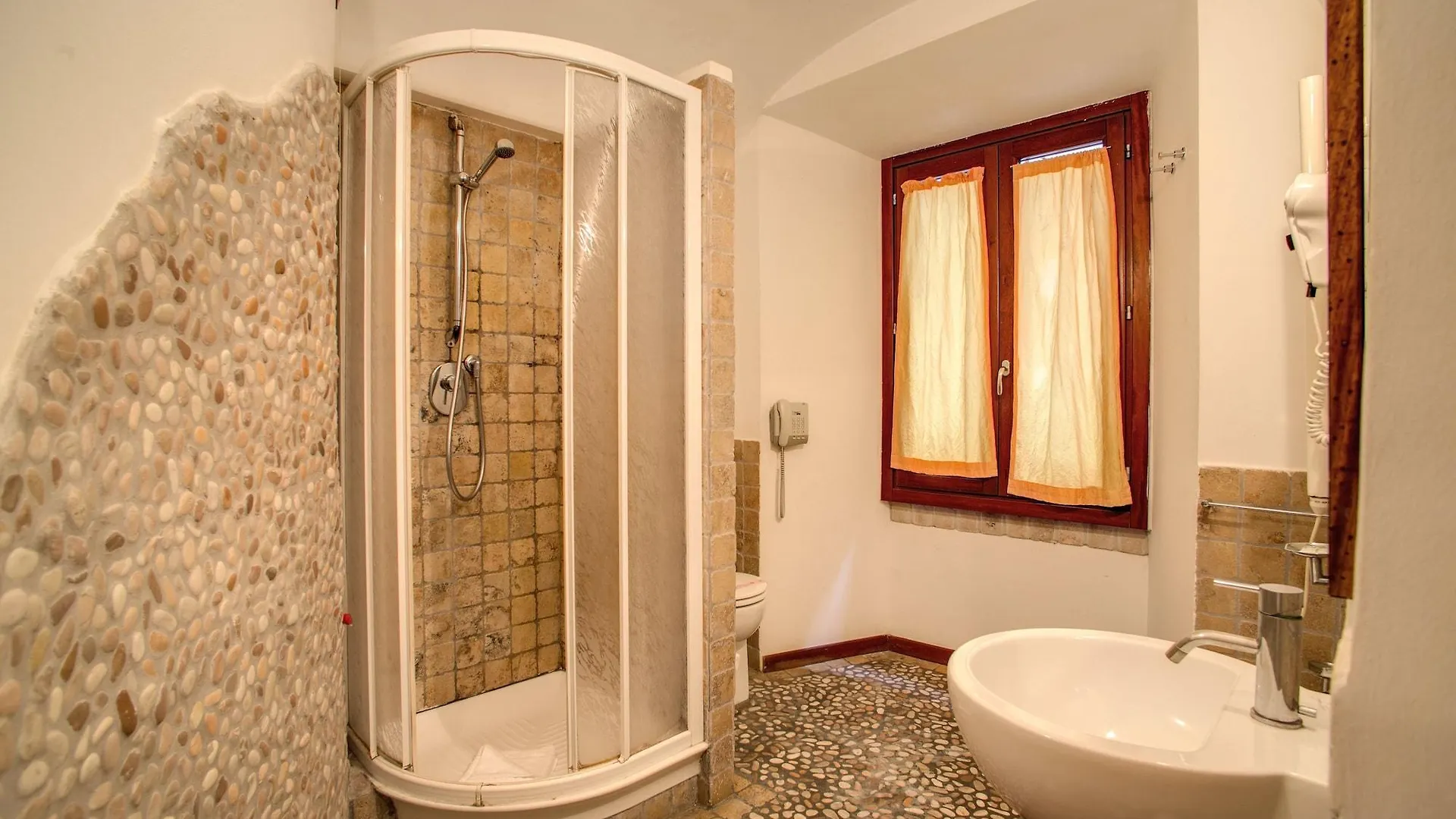 Residenza Domizia Hotel Rome Guest house